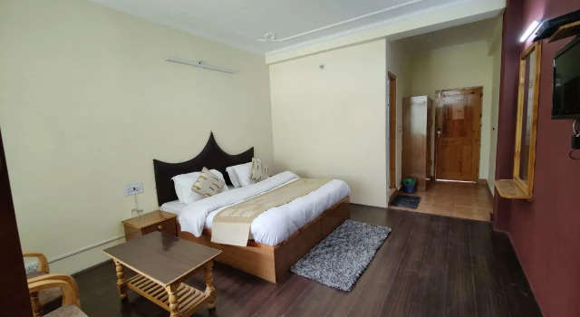 Номер Deluxe Celebriti by Aransh Group