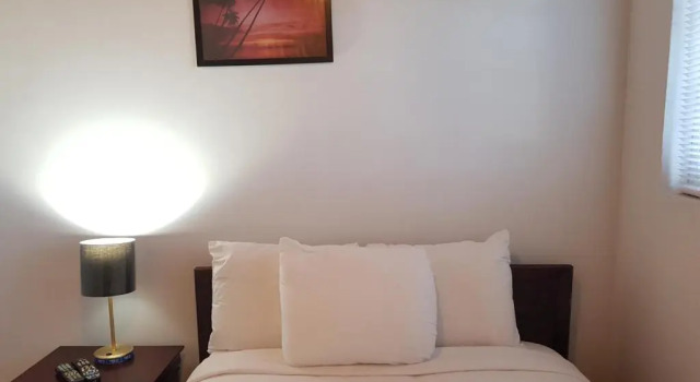 Golden Palms B & B, Rezerwuj Hotel Hotele 3-gwiazdkowe w New Providence, 3*