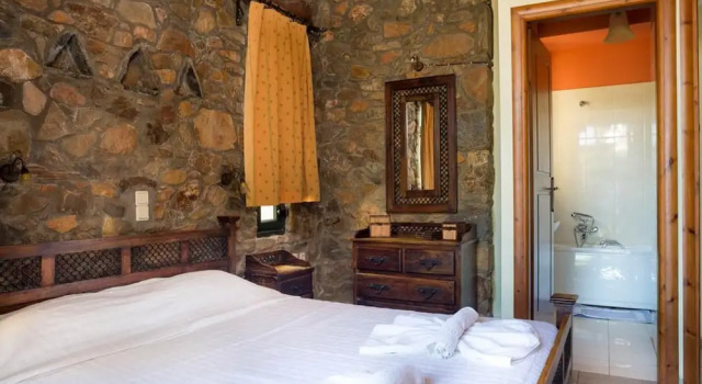 Luxury Villa Elafonisi Overlooking the sea 300 Meters Away With a Private Pool