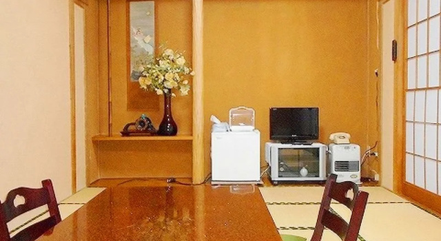 Yunosawa Ryokan, Buchen Sie Hotel Ikusaka Japan