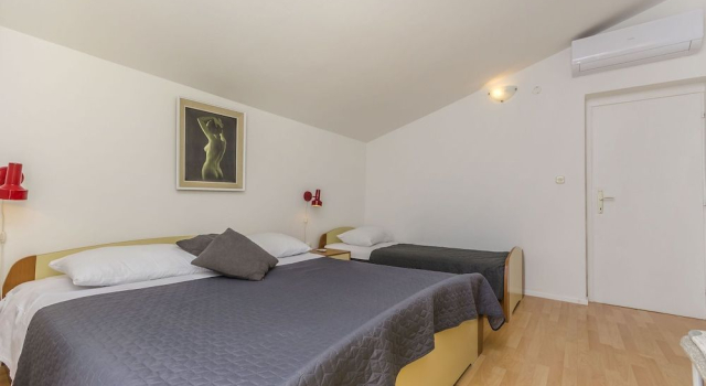 Apartments Manda, Забронировать Апартаменты/квартира Апартаменты Водице, рядом с Частный Пляж Отеля «Кристина», Апартаменты/квартира