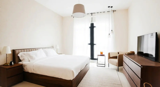 Fantastay - Portokal Downtown Dubai, Забронировать Апартаменты/квартира Даунтаун Дубай , рядом с Дубайский аквариум