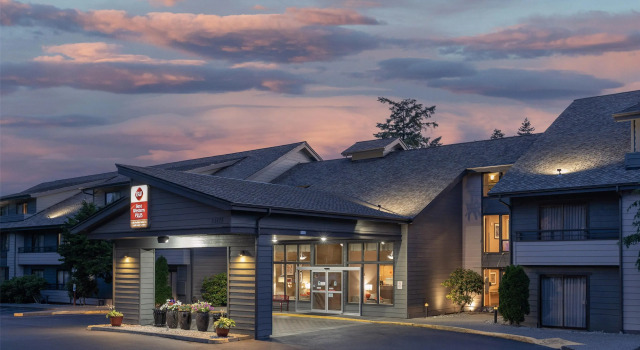Best Western Plus Oak Harbor Hotel & Conference Center