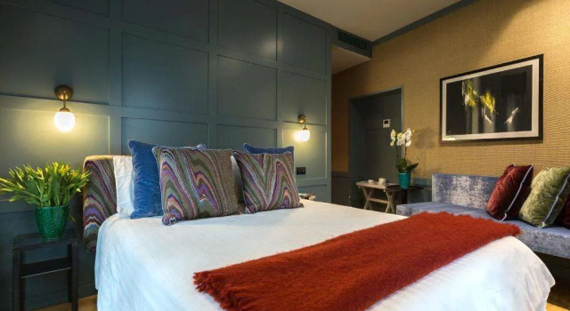 Living Suites