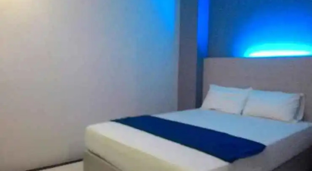 Kharisma 2 Madiun, Rezervovat Hotel Hotely v centru Madiun, hotely v centru Madiun, Parkování