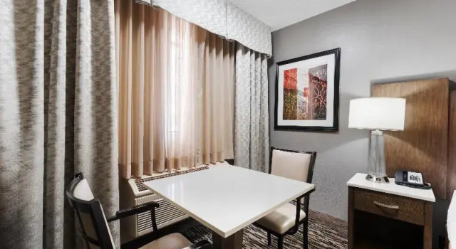 Двухместный номер Standard с балконом Best Western Los Alamitos Inn & Suites