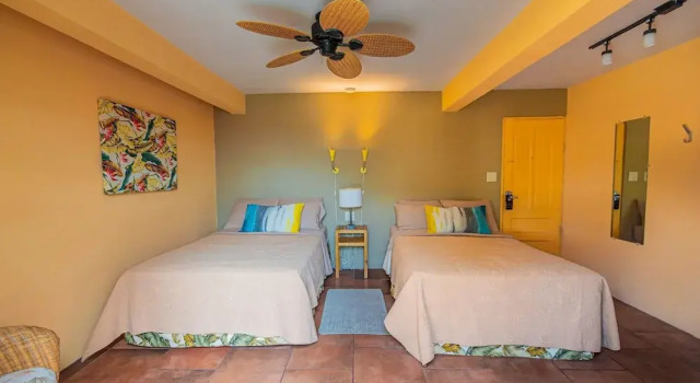 Четырёхместный номер Standard Casa de Amistad Guesthouse