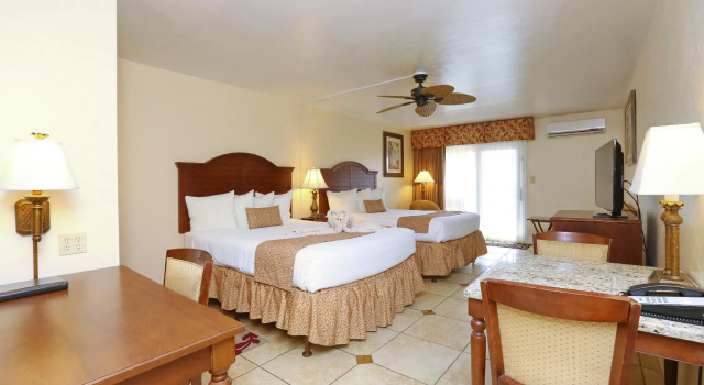 Номер Deluxe La Fiesta Ocean Inn & Suites