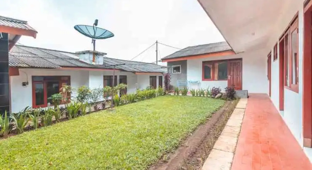 Oyo 2307 Wisma Laguna Village