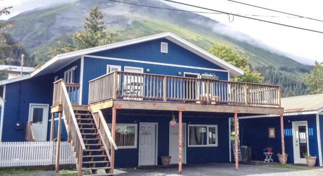 Четырёхместный номер Standard Sea Treasures Inn