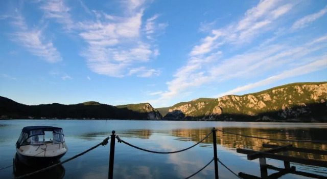 Vila Golful Dunării, Reserva ahora Hotel Dubova Mehedinti