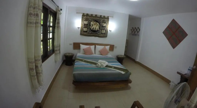 Двухместный номер Standard с балконом и с красивым видом из окна Khao Sok Holiday Resort