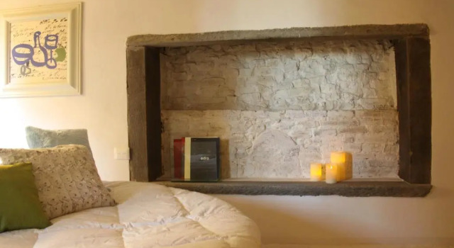 ART SUITE GALLERY - Tuscany - medieval town close to Florence, Pisa, Lucca, Chianti Zone, Versilia, Book Hotel Santa Maria a Monte Tuscany
