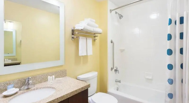 Двухместный люкс TownePlace Suites By Marriott Shreveport Bossier City