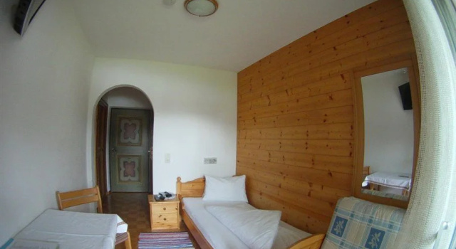 Wastingerhof, Rezerwuj Hotel Hotele w Tyrol z parkingiem, Parking