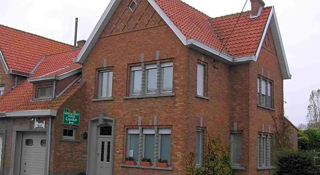 B&B House Caesekin, Rezerwuj Bed and Breakfast Hotele w Bruksela z parkingiem, Parking
