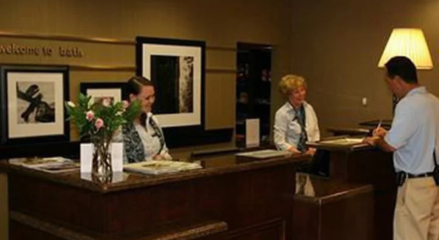 Четырёхместный номер Standard с видом на реку Hampton Inn Bath - Brunswick Area , ME