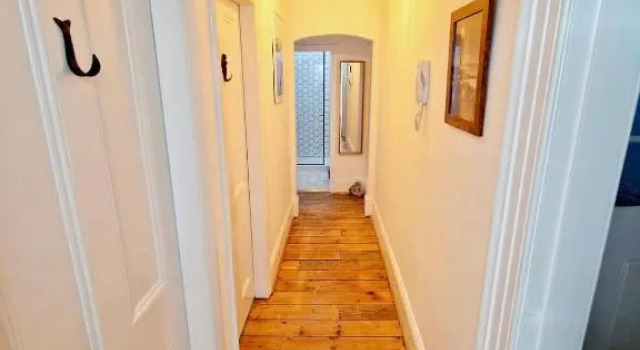 Апартаменты The Pink Bath Pad - 3 bedroom seaside apartment Pets allowed New