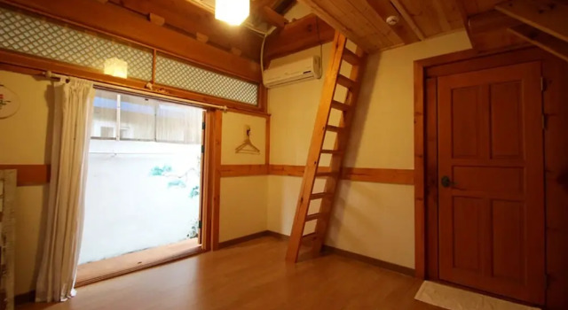 Jeonju Keun Judaengi Hanok Stay, Забронировать Гостевой дом Чонджу Чолла-Пукто, рядом с Корейский традиционный культурный центр