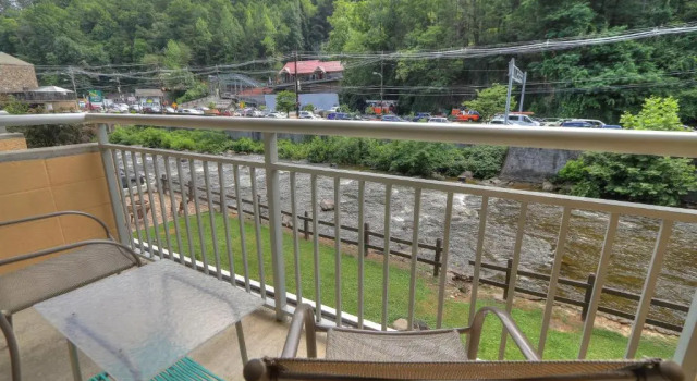 Номер Standard Gatlinburg River Inn