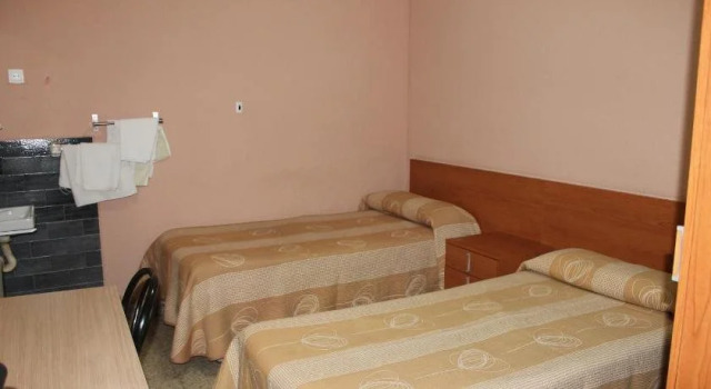 Hostal Cal Siles, Book Hotel El Prat de Llobregat Baix Llobregat