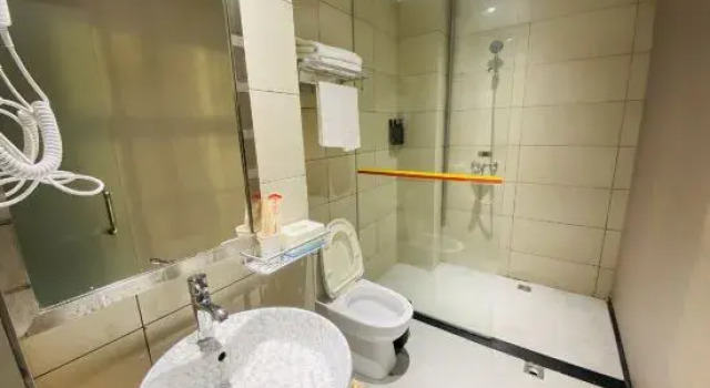 Люкс Business Homeinn Ripple Yun Hotel (Changle Zhenghe Subway Station Shiyang International City)