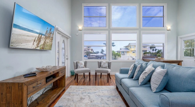 621 Estero - Charming Cozy Cottage by Coastal Vacation Properties