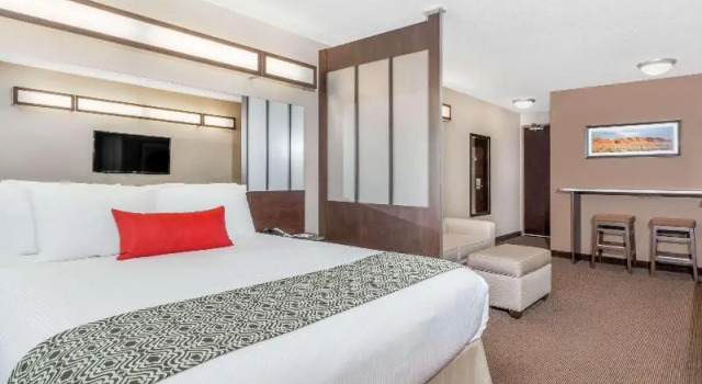 Номер Standard Microtel Inn & Suites by Wyndham Estevan