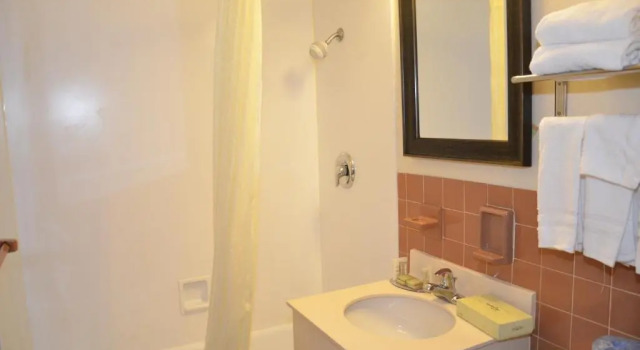 Номер Standard FairBridge Inn Express Buffalo Airport Williamsville