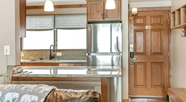 Comfortable 2BR Antlers Condo in Lionshead Village