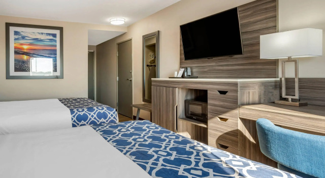 Четырёхместный номер Standard The Waves Hotel, an Ascend Collection Hotel