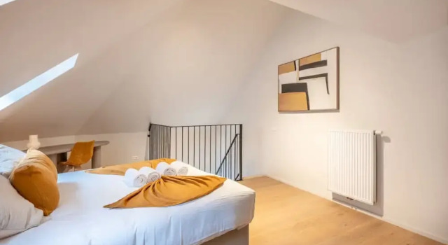 Stylish Duplex Studio With Premium Materials in Ghent City Center, Забронировать Апартаменты/квартира Гент Leiestreek, рядом с Graffiti Street
