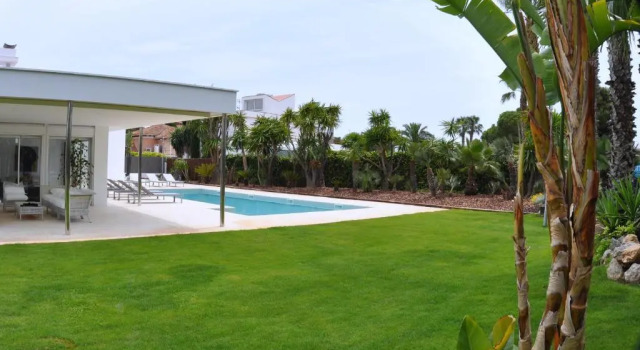 Вилла Deluxe Luxury Beach House