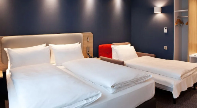 Двухместный номер Standard Holiday Inn Express - Düsseldorf Airport
