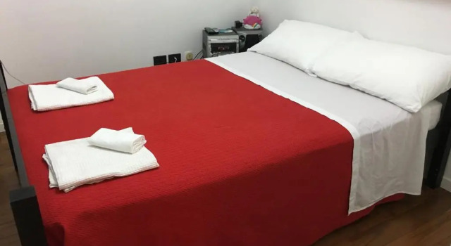 Flowers Apartment, Забронировать Апартаменты/квартира Отели в центре Бари, в центре