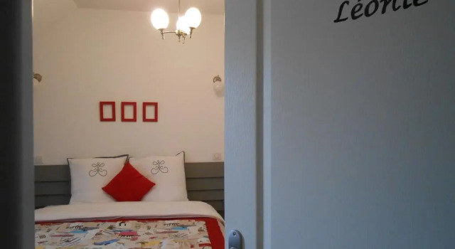 La Ferme du Bois Paris, Varaa Hotelli Ermenonville-la-Petite 