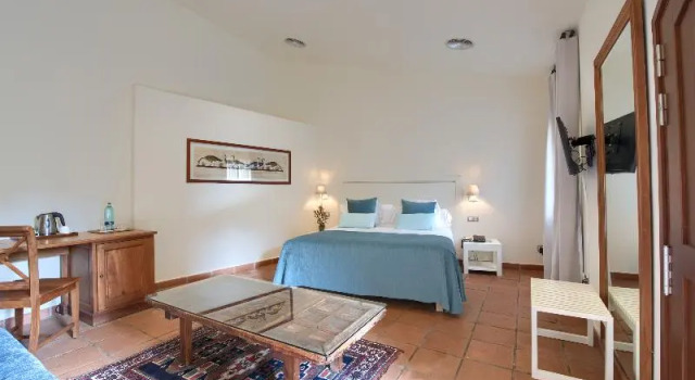 Полулюкс Standard Hotel Convent de Begur