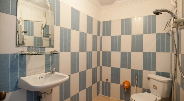Трёхместный номер Standard с балконом и с видом на город RS II Guesthouse