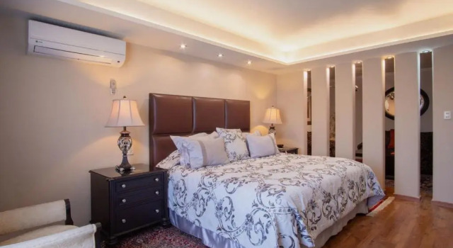 Полулюкс Hotel del Parque