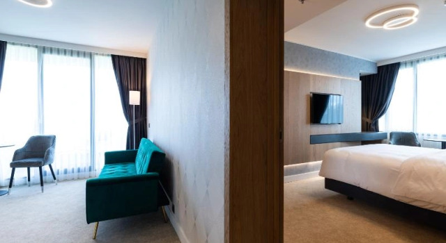 Полулюкс Ramada By Wyndham Parc Slatina