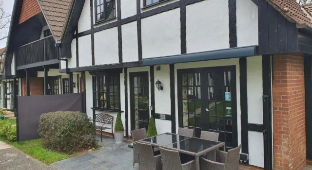 20 Tudor Court " Four Star AA accommodation"
