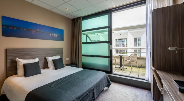 Двухместный номер Standard с балконом Hotel Docklands Antwerpen
