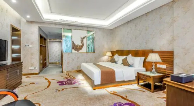 Люкс Deluxe Oriental Silk Hotel - Guangzhou