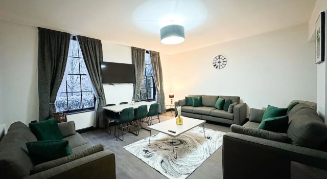 Апартаменты Premium Mulberry Aparthotel