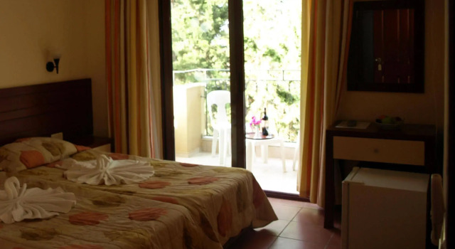 Lemas Suite Hotel, Rezerwuj Hotel Hotele w Side Coast z basenem, Basen