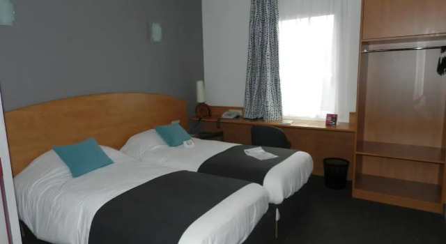 Номер Standard Brit Hotel Bressuire