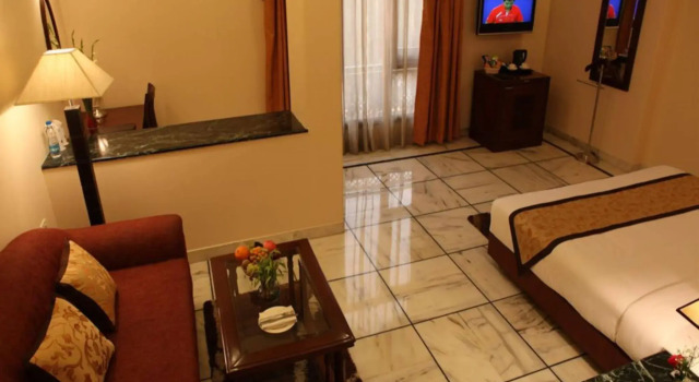 Hotel Florence, Забронировать Отель Отели Нью-Дели с завтраком, Завтраки