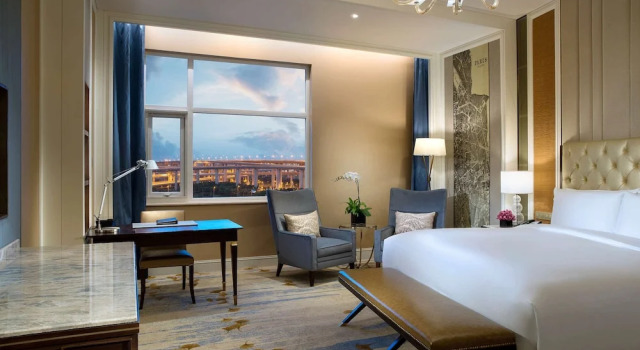 Двухместный полулюкс Sofitel Shanghai Hongqiao