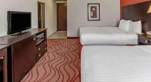 Четырёхместный номер Luxury Garden Park Hotel