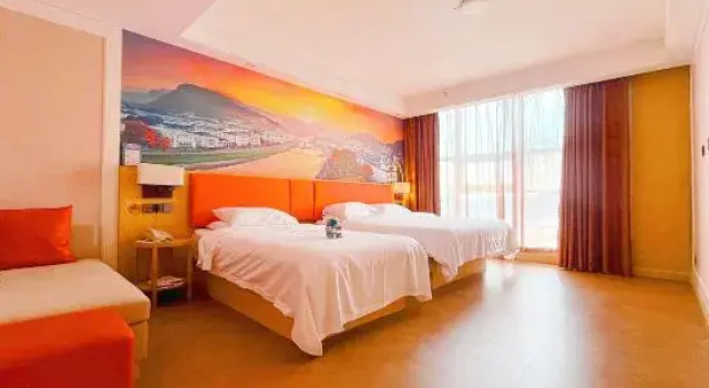 Люкс Vienna Hotel (Shouguang Wanda Plaza store)